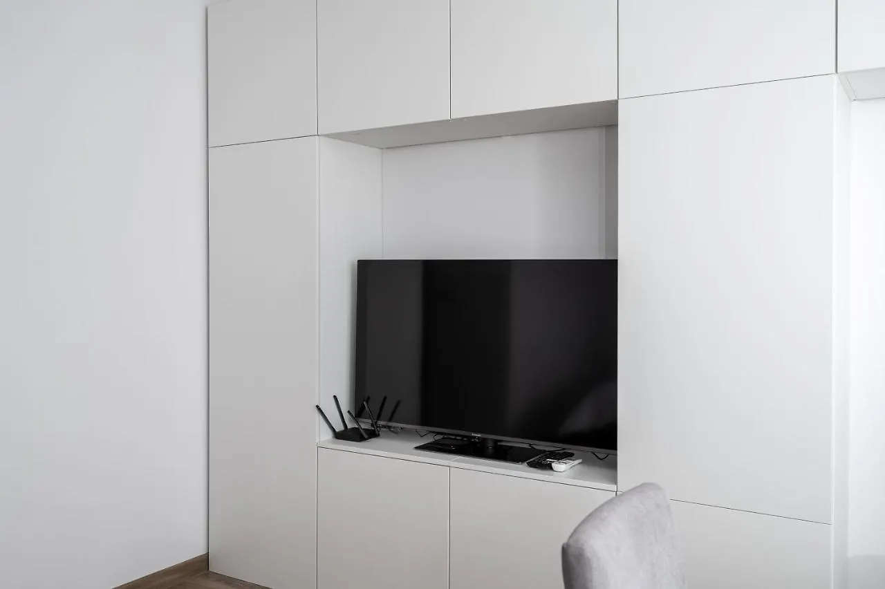 Modern Space Glamour Studio Varsó Apartman